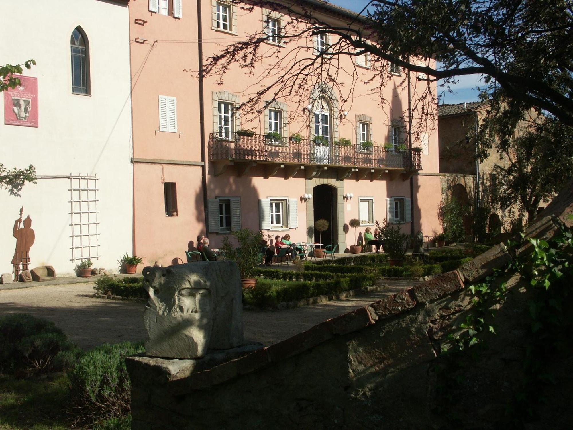 Villa Palagione Centro Interculturale Volterra Bagian luar foto